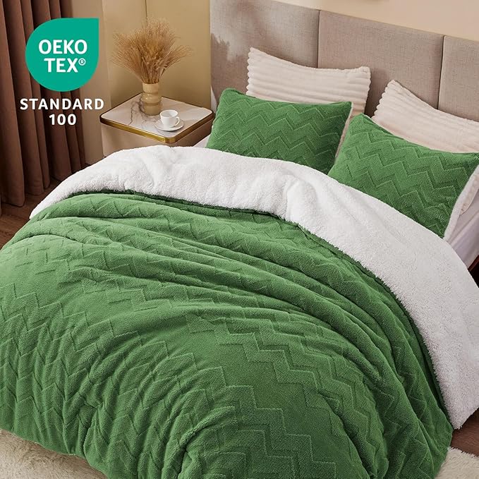 BEDELITE Fluffy King Size Comforter Set - Super Soft Sherpa Sage Green Comforter for King Size Bed, Luxury Warm Bedding Set for Winter, Fuzzy Bed Set 3 Pieces (1 Comforter, 2 Pillowcases)