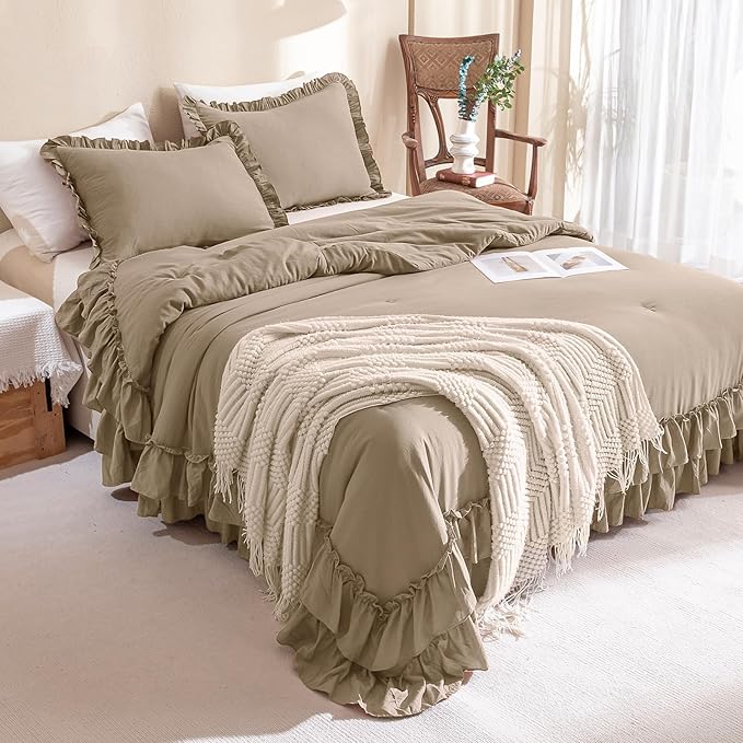 QSH Ruffled Comforter Set King Size,3PCs Light Taupe Shabby Boho Chic Bedding Comforter Sets King, Ultra Soft Farmhouse Lightweight Microfiber Inner Fill Bed Comforter Set