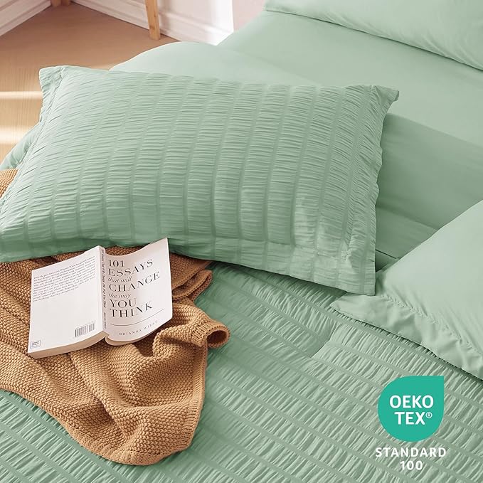 MUXHOMO 7 Pieces Full Comforter Set, Seersucker Bed in a Bag Full Size, All Season Luxury Bedding Set with Comforter, Flat Sheet, Fitted Sheet, Pillowcases & Shams, Sage Green