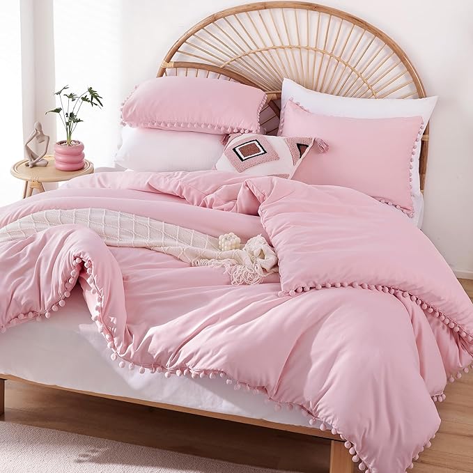 YIRDDEO Dust Pink Full Size Ball Pom Fringe Design Comforter Set 3pcs, Boho Aesthetic Luxurious Microfiber Comforter Set