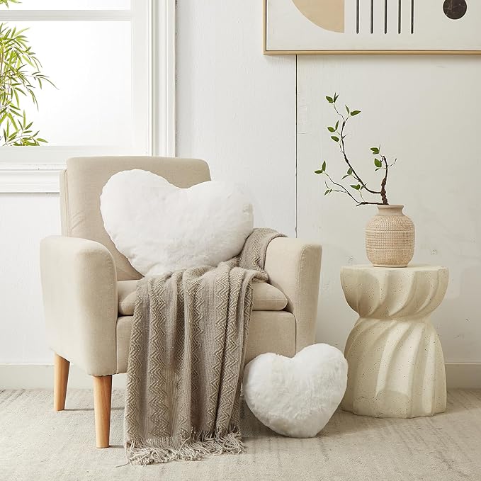 YRXRUS Heart Pillow, White Heart Pillows for Valentine's Day, Love Pillow Gifts, 14X17 Inch Large Heart Shaped Pillows, Faux Rabbit Fur Coquette Room Decor Throw Pillows, Living, Bedroom