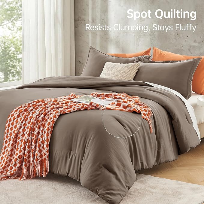 MUXHOMO King Size Comforter Set, All Season Ultra Soft Down Alternative Bedding - 3 Piece Lightweight Bed Set Includes 1 Comforter (104"x90") and 2 Pillow Shams (20"x36"), Brown