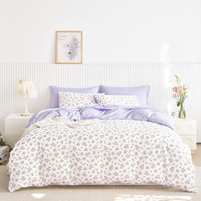 Wake In Cloud - Floral Comforter Set with Sheets, Coquette Cottagecore Aesthetic Flower Shabby Chic Pattern for Women Teen Girls, 5 Pieces Bed in a Bag, White Purple, Twin Size