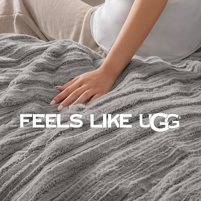 UGG Kenzie Full/Queen Comforter Set with 2 Pillow Shams Plush Faux Fur Bedding Soft Warm Down Alternative Comforter Washable Hypoallergenic Fluffy Blanket Set for Bedroom, Full/Queen Size, Seal Grey