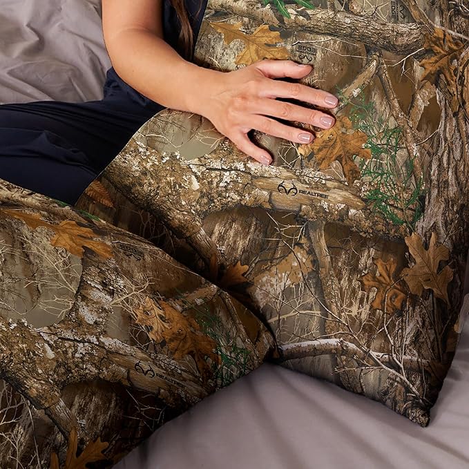 Northwest Realtree 5-Piece King Size Bed in a Bag Set, 1 Comforter, 1 Fitted Sheet, 1 Flat Sheet, 2 Pillowcases, All Seasons Bedding, Edge Camo