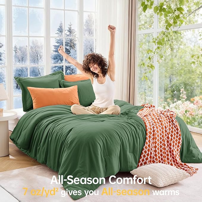 MUXHOMO King Size Comforter Set, All Season Ultra Soft Down Alternative Bedding - 3 Piece Lightweight Bed Set Includes 1 Comforter (104"x90") and 2 Pillow Shams (20"x36"), Dark Green