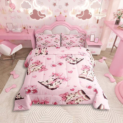 Feelyou Pink Western Decor Bedding Set King Size Cowboy Cowgirl Hats Comforter Set for Kids Boys Girls Decor Cute Bowknot Dreamy Princess Style Comforter Rodeo Cowboy Style Duvet Set