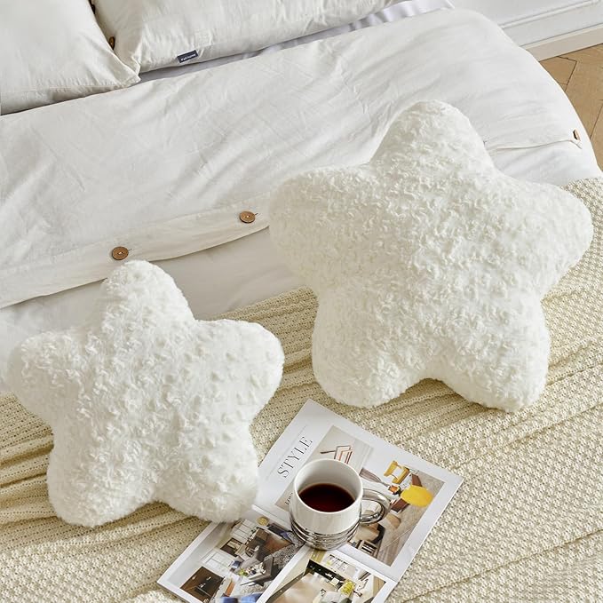 Star Pillow, 19.7" Star Shaped Plush Pillow for Couch Bed Sofa, Cute Decorative Throw Pillows with Soft Faux Fur Room Decor for Bedroom Living Room (White)