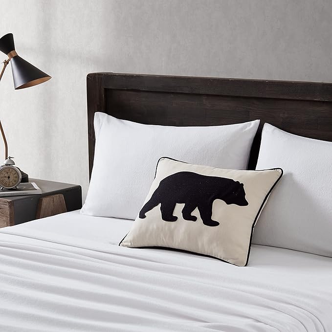 Eddie Bauer Home Throw Pillow with Zipper Closure, Perfect Luxurious Bedding Set for Bed or Sofa, 16" x 20", Bear Twill Black