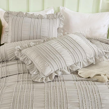 WONGS BEDDING Grey Textured Comforter Set Queen,3 Pieces Ruffle Farmhouse Shabby Chic Comforter for Queen Bed,Soft Seersucker Boho Bedding Set with 1 Ruffle Comforter,2 Tufted Pillowcases 90"×90"