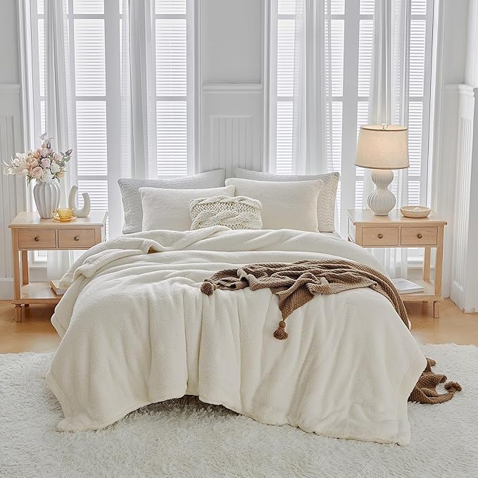 Fluffy King Comforter Set - Sherpa Comforter Set King Size Winter Use Warm Fleece Luxury 3 Pieces Bedding Comforter with 2 Pillow Shams Microfiber Plush Bed Set- Thanksgiving Choice