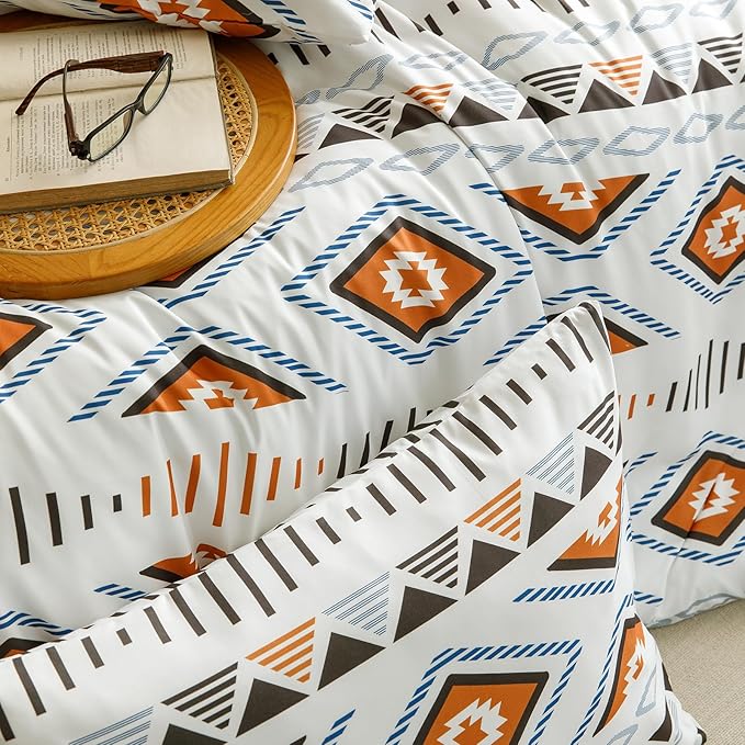 CLOTHKNOW Aztec Geometric Queen Comforter Set 3Pcs Boho Bedding Comforter Sets Southwest Comforter Bohemian Comforter with 2 x Pillowcases