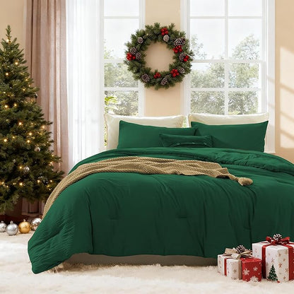 WRENSONGE Queen Comforter Set - 3 Pieces Prewashed Emerald Green Comforter Soft Lightweight for All Seasons,Down Alternative Comforters Queen Size with 2 Pillow Shams