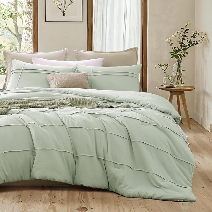 Boho King Size Comforter Set, Sage Green King Size Bed Set 3 Piece, Pinch Pleat King Bedding Set and Green Fluffy Comforter Sets for Bedroom