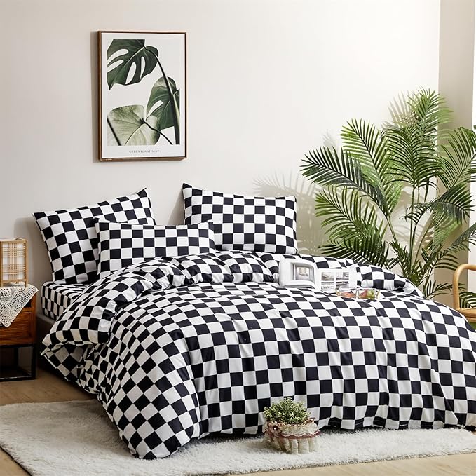CLOTHKNOW Black White Plaid King Size Comforter Set Grid Bedding Comforter Sets Soft Checkered Comforter Black White Comforter with 2 x Pillow Cases