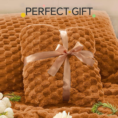 BEDELITE Fluffy King Size Comforter Set - Burnt Orange Fleece Soft Comforter for King Size Bed, Luxury Warm Bedding Set for Winter, Fuzzy Bed Set 3 Pieces (1 Comforter, 2 Pillowcases)