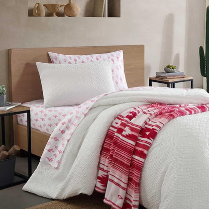 Wrangler - Twin XL Comforter Set, Soft & Smooth Bedding, Wrinkle-Resistant, 6 Piece Bed Set with Matching Sheet Set, Pillowcase and Throw Blanket for Couch or Bed (Sedona Geometric White)