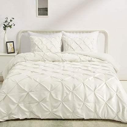Amazon Basics Warm, Breathable Down-Alternative Comforter Set, 3-Piece Bedding with Pinch Pleat Design and Piped Edges, Soft, Full/Queen Size, Cream