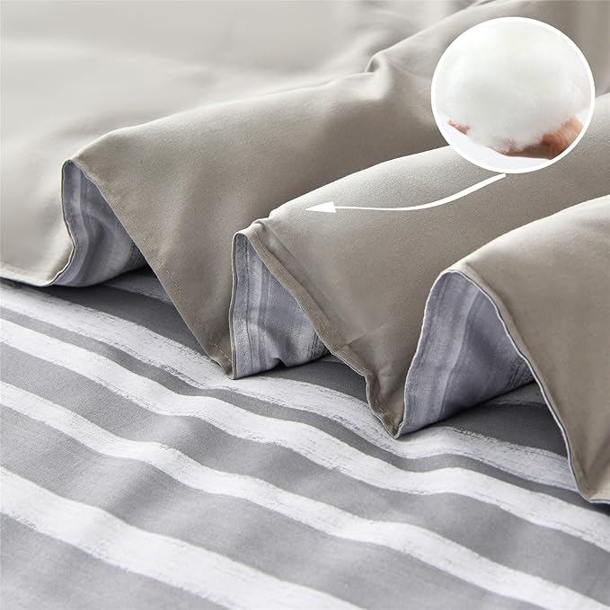KAKIJUMN 7 Piece Bed in a Bag Stripe Comforter Set King Size, White Grey Patchwork Striped Comforter and Sheet Set, All Season Soft Microfiber Complete Bedding Set(Light Grey,King)