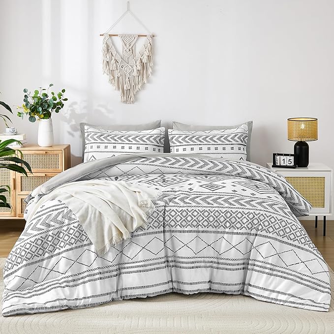 Yiran Boho Full Size Comforter Set, White Aztec Comforter Bedding Set, 7 Piece Bed in a Bag, Soft Microfiber Bohemian Striped Complete Bedding Set with Sheets for All Season