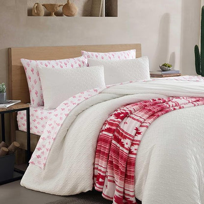 Wrangler - Queen Comforter Set, Soft & Smooth Bedding, Wrinkle-Resistant, 8 Piece Bed Set with Matching Sheet Set, Pillowcases and Throw Blanket for Couch or Bed (Sedona Geometric White)