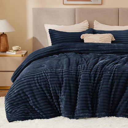 BEDELITE Fleece California King Comforter Set -Super Soft & Warm Fluffy Navy Blue Bedding, Luxury Fuzzy Heavy Bed Set for Winter with 2 Pillow Cases