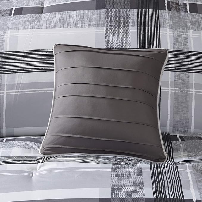 Intelligent Design Rudy Cozy Comforter Casual Cabin Lodge Plaid Design, All Season, Hypoallergenic Cover, Soft Bedding Set with Matching Sham, Decorative Pillow, Black Twin / Twin XL