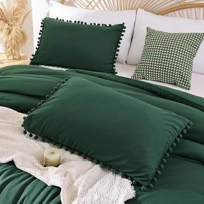 YIRDDEO Queen Comforter Set - Comforter Queen Size Sets with Ball Pom Fringe, Soft Bedding Set for All Seasons - 3 Pieces, 1 Comforter (90"x90") & 2 Pillow Shams (20"x26"), Emerald