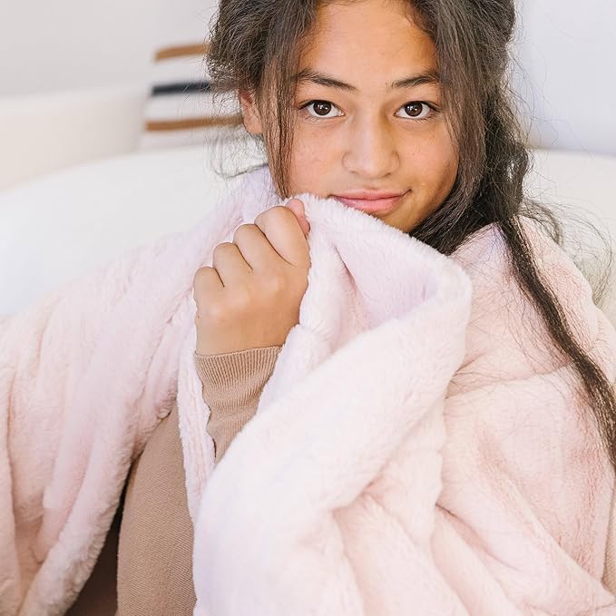 Minky Designs Blossom Pink Minky Blanket – Ultra Soft Faux Fur Throw Blanket for Couch, Bed & Home – Fluffy, Warm & Luxurious – Posh Collection (Medium, 50x60)