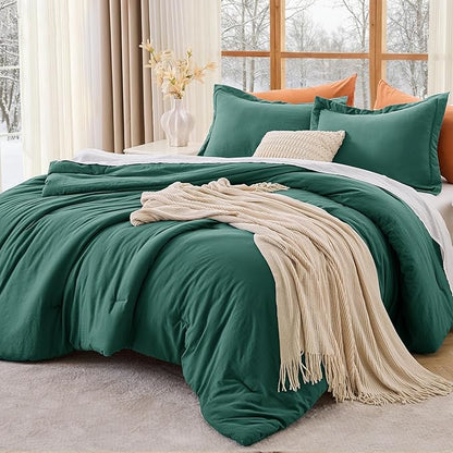 MUXHOMO Full Comforter Sets, All Season Ultra Soft Down Alternative Bedding - 3 Piece Lightweight Bed Set Includes 1 Comforter (82"x86") and 2 Pillow Shams (20"x26"), Emerald Green