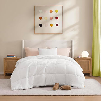 UGG Standard Bed Pillow – Plush Down Alternative Pillow, Soft & Breathable Medium Firm Sleeping Pillows, Premium Luxury Home Decor Hypoallergenic Pillow for Bed, White, 18” x 26” (Devon)