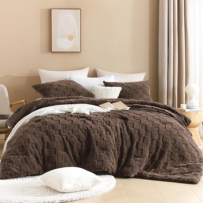 Litanika Fluffy Queen Size Comforter Set Brown, 3 Pieces Warm Sherpa Fleece Winter Bedding Set, Jacquard Checkered Plush Fuzzy Bed Set(1 Comforter, 2 Pillowcases)