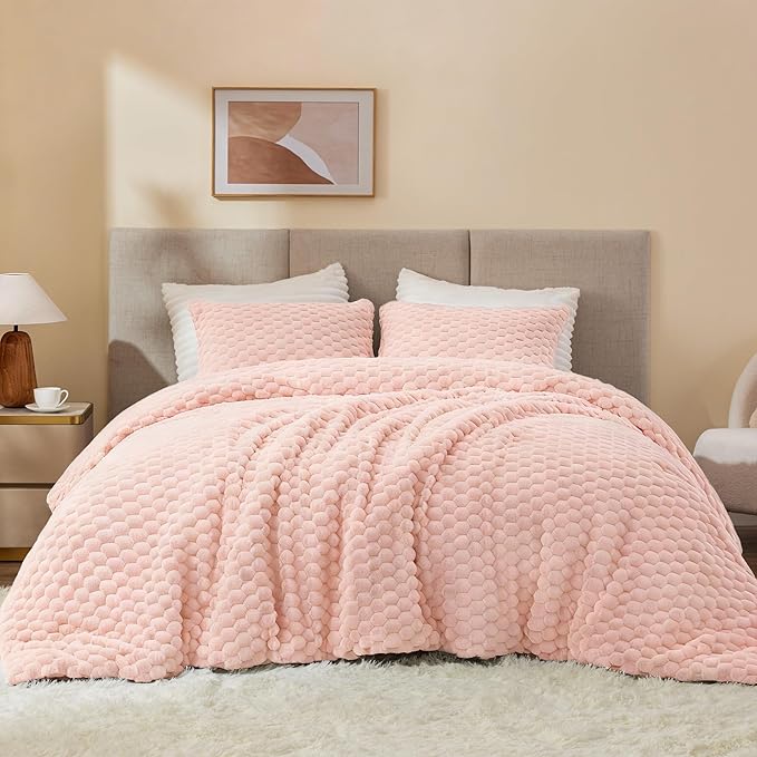BEDELITE Fluffy King Size Comforter Set - Pink Fleece Soft Comforter for King Size Bed, Luxury Warm Bedding Set for Winter, Fuzzy Bed Set 3 Pieces (1 Comforter, 2 Pillowcases)