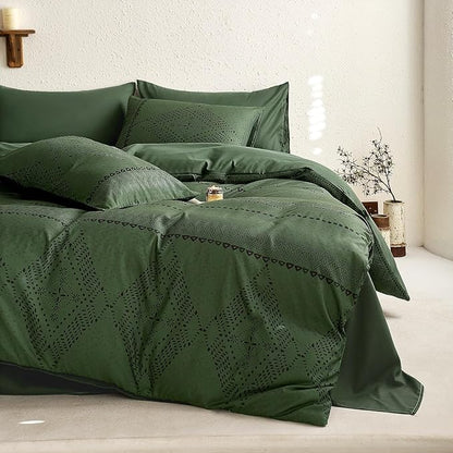Wake In Cloud - Boho Comforter Set, Farmhouse Bohemian Western Aztec Neutral Aesthetic, Soft Lightweight Bedding, 3 Pieces, Dark Olive Green, Queen Size