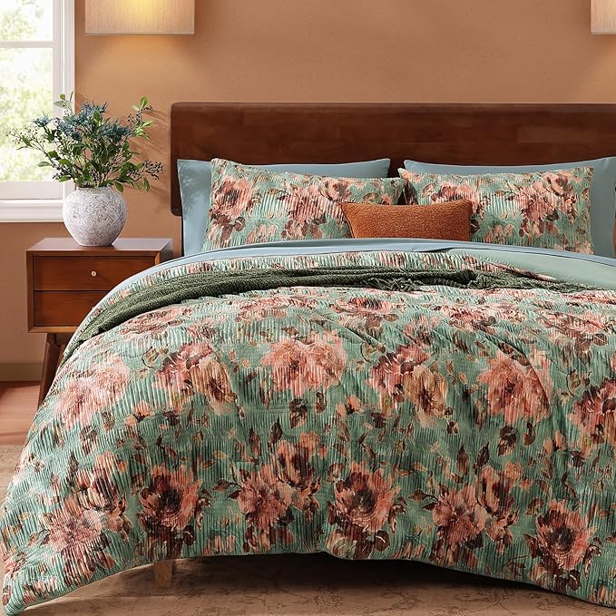 CASAAGUSTO Queen Comforter Set, 7 PCS Sage & Red Floral Comforter Set with Flowers Leaves Pattern, Soft Velvet Design for Winter Queen Size Bedding Set(90"X90")