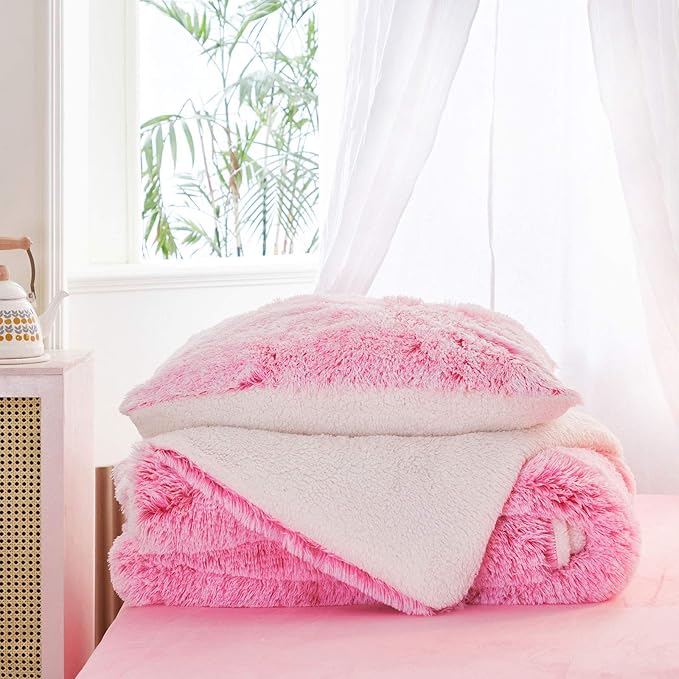Joyreap 3-Piece Plush Shaggy Comforter Set, Full/Queen Size Luxury Faux Fur Sherpa Reversible Bedding Comforter Set, Ultra Cozy Warm Fluffy Bedding Set for Winter (Pink n White, 88x88 inches)