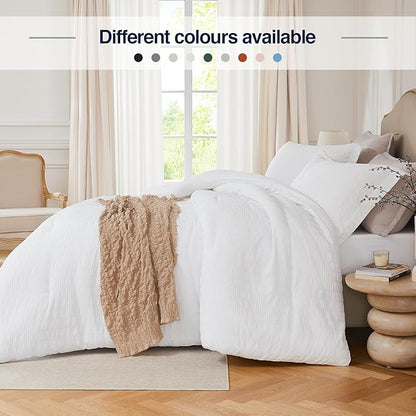 White Twin/Twin XL Comforter Set - 2 Pieces Seersucker Lightweight Bedding Comforter Sets (1 Soft Fluffy Comforter & 1 Pillowcase) - All Seasons Cozy Modern Bed Sets for Women Men