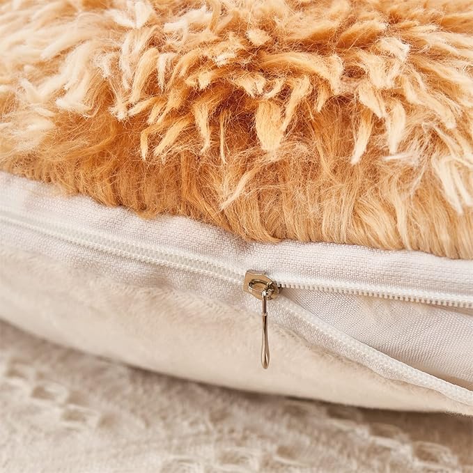 MOOWOO Fluffy Heart Pillow, Faux Fur Throw Pillow,Sherpa Plush Fluffy, Cute Soft Throw Cushion, Valentines Day,Thanks Giving Days,Christmas Day Decorative for Home Bed Couch Heart Shape