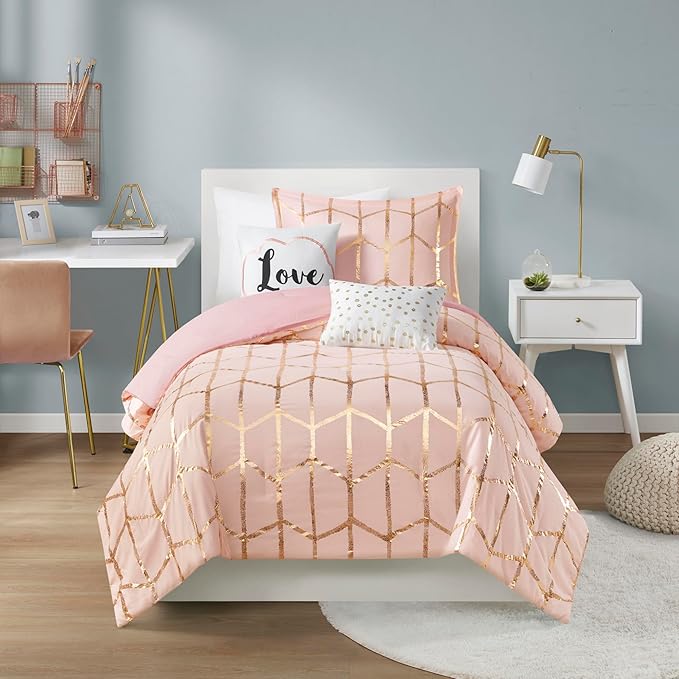 Intelligent Design Raina Twin/ Twin XL Comforter Set, Chic Geometric Metallic Bed Set for girls, 4 Pieces Dorm College Bedding with 1 Shams, 2 Toss Pillows, Blush/Gold