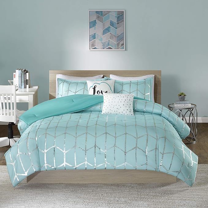Intelligent Design Raina King / Cal King Comforter Set, Soft Microfiber Comforter Set King, Modern Geometric Metallic Bed Set, 5 Pieces College Bedding Comforter Set with 2 Shams, 2 Toss Pillows Aqua