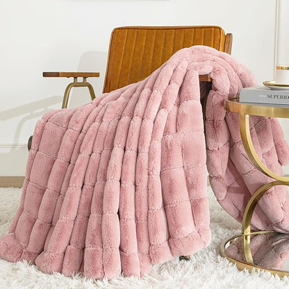 Touchat Faux Fur Throw Blanket, Luxury 1000GSM Ultra Thick Warm Rabbit Blanket for Couch Bed Sofa, 3D Checkered Pattern Soft Winter Heavy Minky Fluffy Blankets for Women Christmas Birthday Gift, Pink