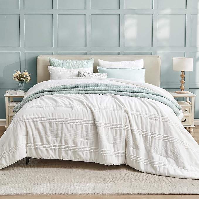 Wonderful White Comforter Set King, Clipped Jacquard Striped Cotton Lightweight Comforter with Pillow Shams, Fluffy Bedding Set for All Season