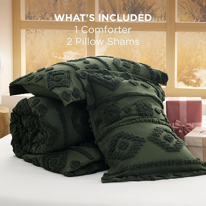 Bedsure Boho Tufted Green Comforter King Size, GentleSoft™ 3 Pieces Boho Farmhouse Decor Bedding, Exquisite Shabby Chic Bedding for All Seasons, 1 Bed Comforter, 2 Pillow Shams, 104x90 Inches