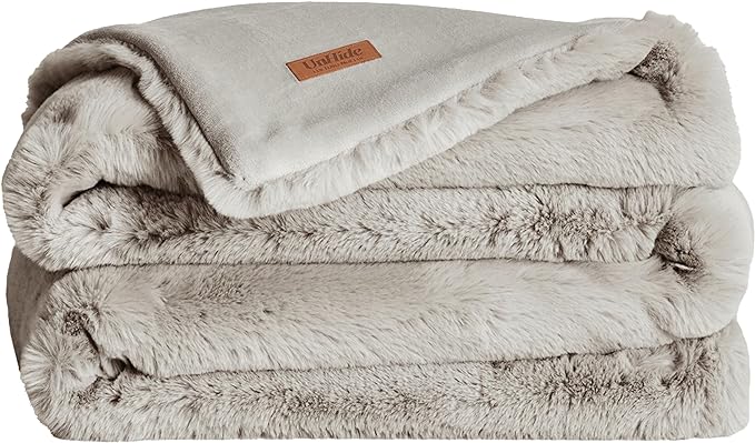 UnHide Marshmallow - Faux Fur Blanket - Heavy Weight, Extra Soft Blanket - Made from Recycled Materials - Machine Washable - Large (90" x 108") - Greige