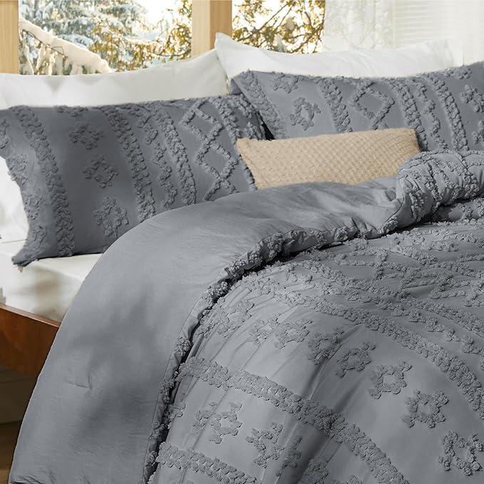 Bedsure Tufted Boho Comforter Set California King Size - Grey Boho Bed Set, GentleSoft™ 3 Pieces Farmhouse Shabby Chic Embroidery Bedding, Gifts for Woman, Soft Jacquard Comforter for All Seasons