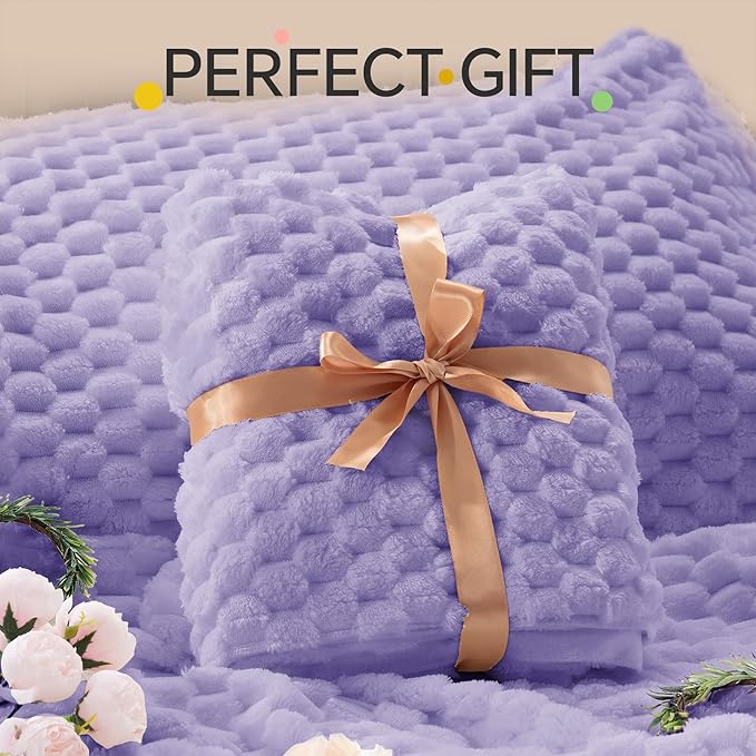BEDELITE Fluffy Twin Comforter Set - Light Purple Fleece Soft Comforter for Twin Size Bed, Luxury Warm Bedding Set for Winter, Fuzzy Bed Set 2 Pieces (1 Comforter, 1 Pillowcase)