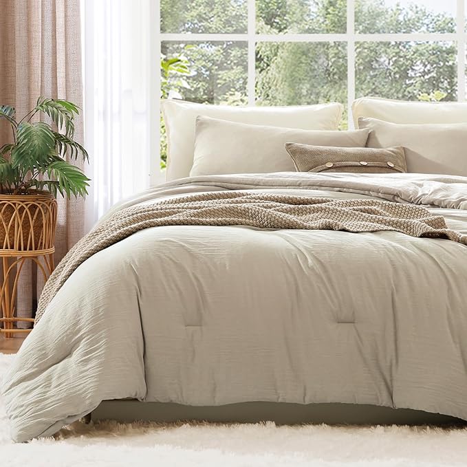 WRENSONGE Twin/Twin XL Comforter Set for Girls Boys Teens, 1 Light Oatmeal Comforter & 1 Pillow Sham, Soft Lightweight Kids Comforter Sets for All Seasons Dorm Bedding