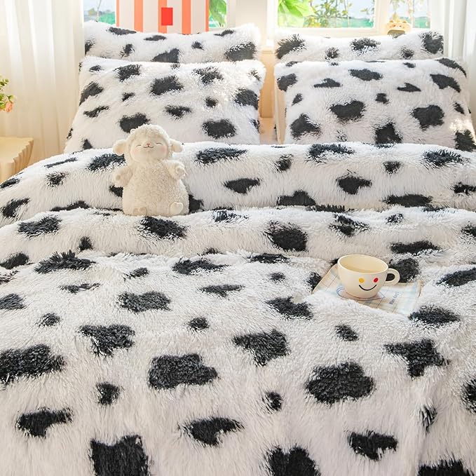 chovy Faux Fur Tie-Dyed Cow Print Black White Comforter Sets Queen - 3PC Bed Set Ultra Soft Plush Flannel Velvet Fluffy Fuzzy Bedding（Comforter x 1 Pillowcases x 2）