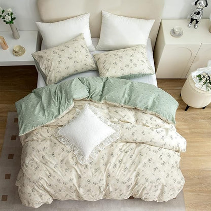 King Comforter Set - Soft Cute Floral Bedding, Green Flower Print Botanical Garden Style, 1 Comforter and 1 Pillowcases for All Seasons