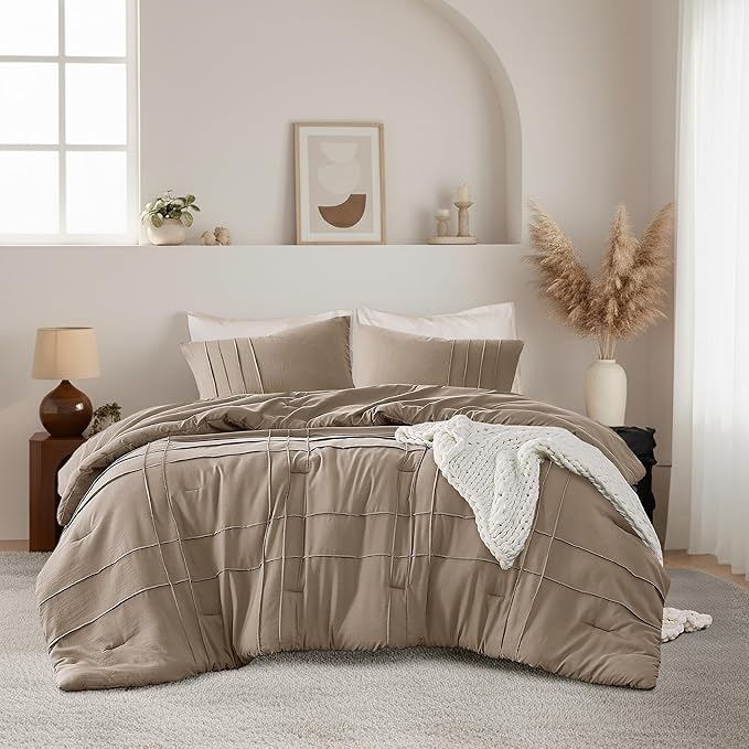 Queen Size Comforter Set Khaki, 3 Pieces Bedding Set, Ultra Soft Prewashed Bed Set, Pinch Pleat All Seasons Lightweight Comforter and Shams